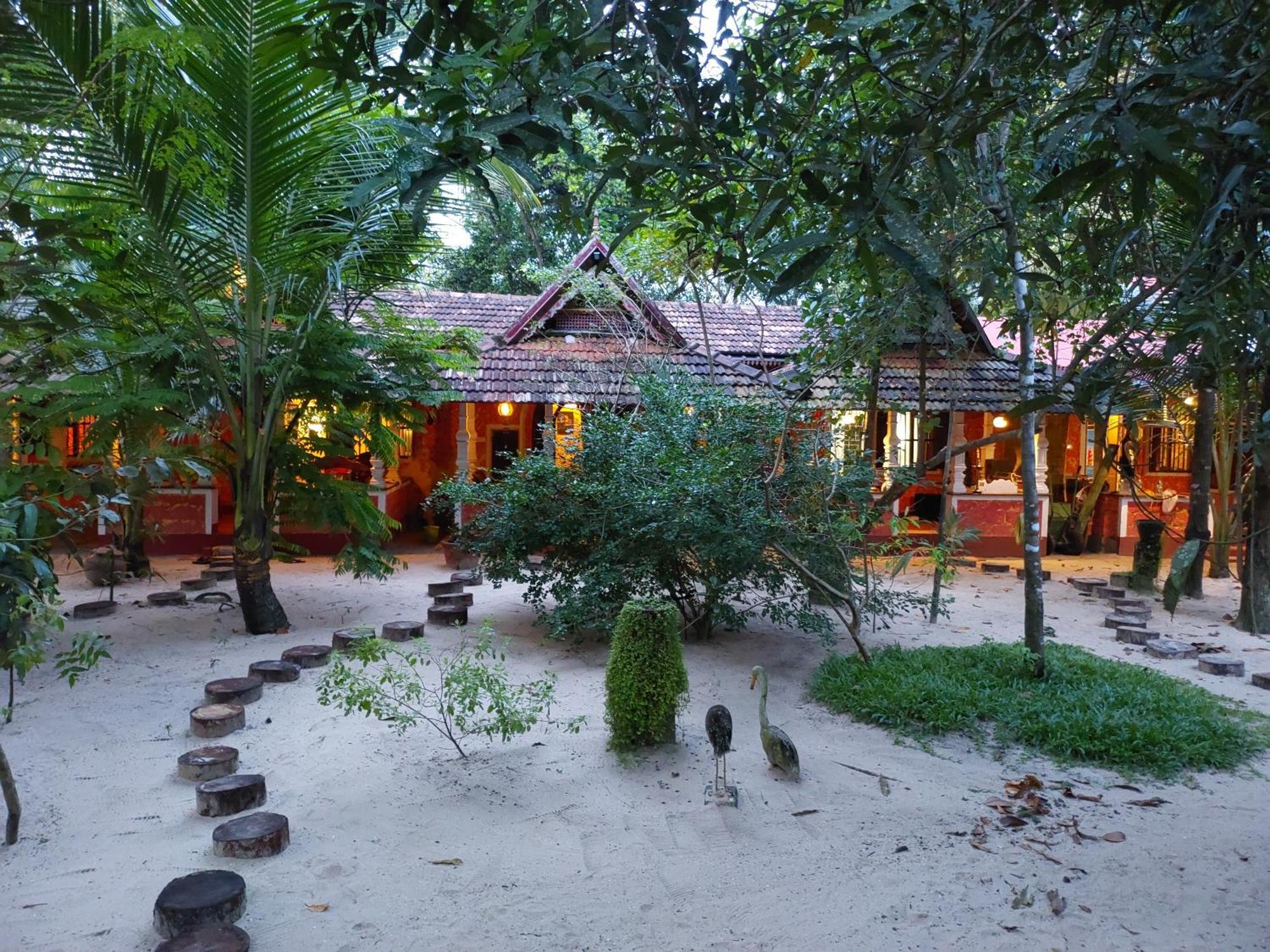 Abba Marari Beach Villas & Homestay Mararikulam Alappuzha Dış mekan fotoğraf