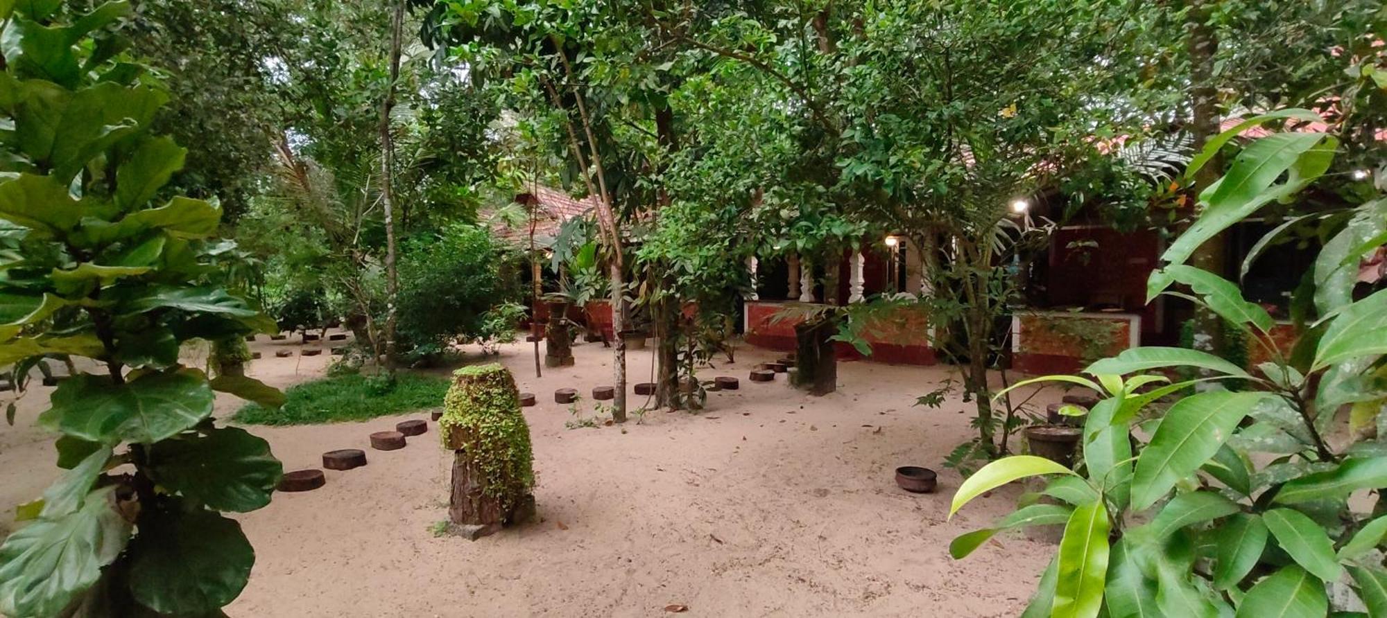 Abba Marari Beach Villas & Homestay Mararikulam Alappuzha Dış mekan fotoğraf